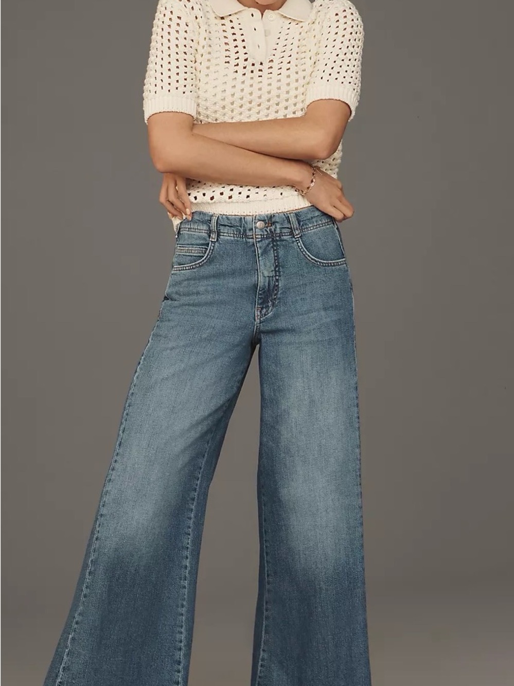 Pilcro AnthropologieAdi Women's
Blue Light Wash High Rise WideLeg Jeans Sz27 New